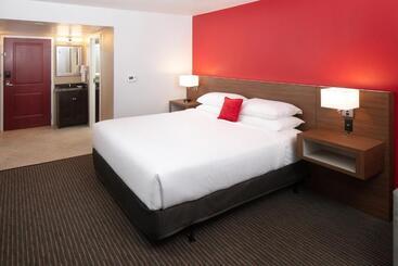 Red Lion Hotel Orlando Lake Buena Vista South  Near Disney