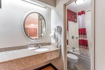 هتل Red Roof Inn Columbia, Mo