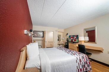 هتل Red Roof Inn Detroit   Dearborn Greenfield Village