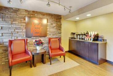 هتل Red Roof Inn Detroit   Dearborn Greenfield Village