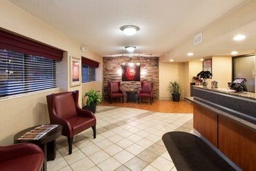 هتل Red Roof Inn Detroit Metro Airport  Taylor