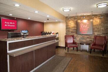 هتل Red Roof Inn Kalamazoo West  Western Michigan U