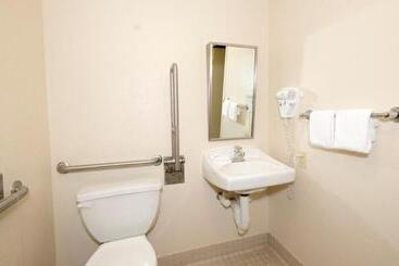 هتل Red Roof Inn Milford  New Haven