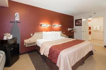 هتل Red Roof Inn Milford  New Haven