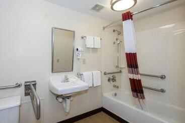 هتل Red Roof Inn Milford  New Haven