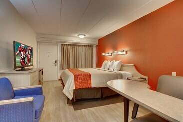 هتل Red Roof Inn St Louis  Westport
