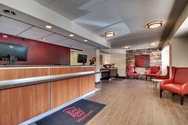 هتل Red Roof Inn St Louis  Westport