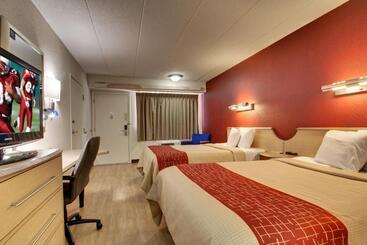 هتل Red Roof Inn St Louis  Westport