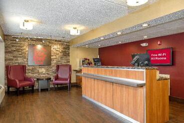 هتل Red Roof Inn Tallahassee  University