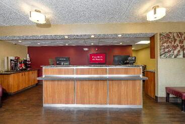 هتل Red Roof Inn Tallahassee University