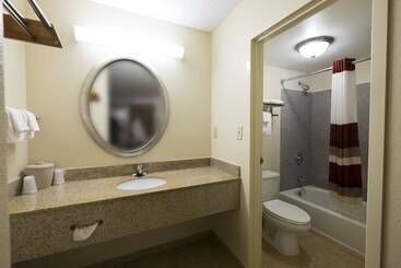 هتل Red Roof Inn Virginia Beach Norfolk Airport