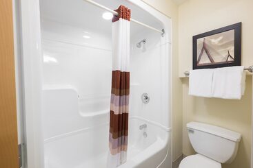 هتل Red Roof Inn Plus+ Austin South