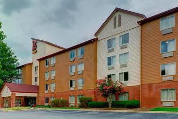 هتل Red Roof Inn Plus Raleigh Downtown Ncsu Conv Center