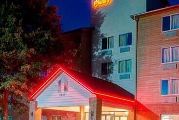 هتل Red Roof Inn Plus Raleigh Downtown Ncsu Conv Center