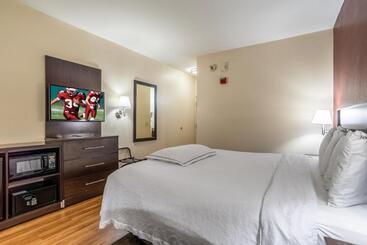 هتل Red Roof Inn Plus Raleigh Downtown Ncsu Conv Center