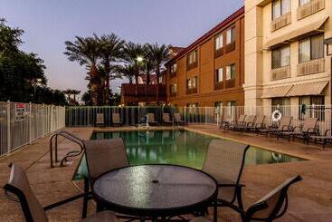 هتل Red Roof Inn Plus+ Tempe Phoenix Airport