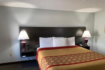 هتل Travelodge By Wyndham Pigeon Forge