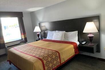 هتل Travelodge By Wyndham Pigeon Forge