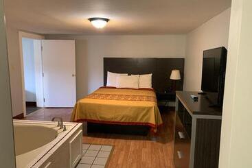 هتل Travelodge By Wyndham Pigeon Forge