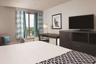 مُتل La Quinta By Wyndham Atlanta Airport North