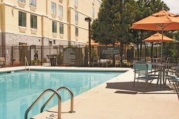 مُتل La Quinta By Wyndham Atlanta Airport North
