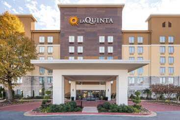 مُتل La Quinta By Wyndham Atlanta Airport North