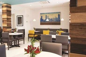 مُتل La Quinta By Wyndham Atlanta Airport North