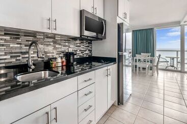 Ramada Plaza By Wyndham Marco Polo Beach Resort