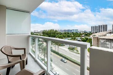 Ramada Plaza By Wyndham Marco Polo Beach Resort