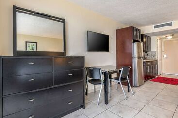 Ramada Plaza By Wyndham Marco Polo Beach Resort