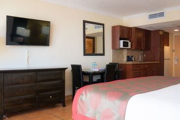 Ramada Plaza By Wyndham Marco Polo Beach Resort