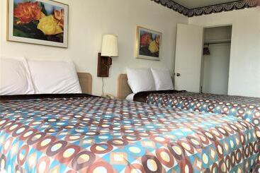 Ramblin Rose Motel