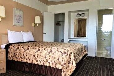 Ramblin Rose Motel