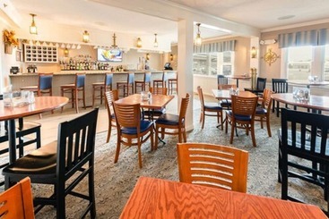 Red Jacket Beach Resort