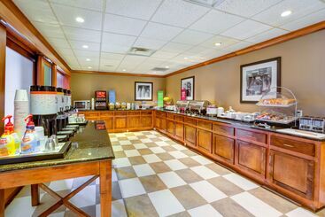 استراحتگاه Hampton Inn Bostonnorwood