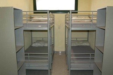 Granja Escola La Perdiu   Hostel