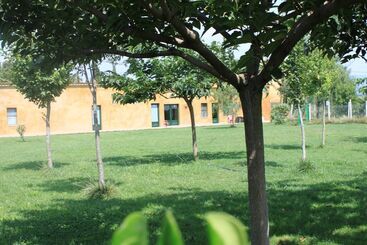Granja Escola La Perdiu   Hostel