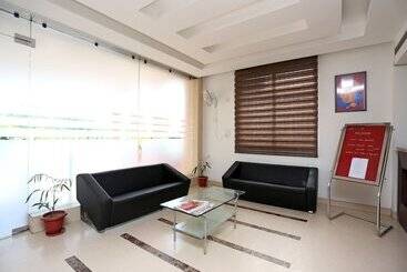 酒店 Prime By Oyo Rooms