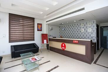 酒店 Prime By Oyo Rooms