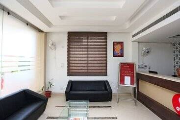 酒店 Prime By Oyo Rooms