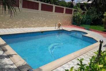 Maxiprime Hotels Panaiyur