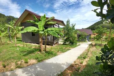 پانسیون Green Mountain Resort Koh Yao