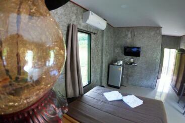 پانسیون Green Mountain Resort Koh Yao
