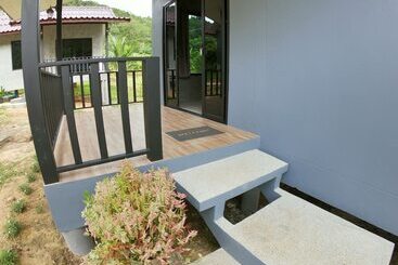 پانسیون Green Mountain Resort Koh Yao