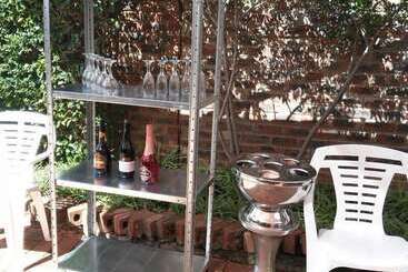 پانسیون Lapeng Home Away From Home