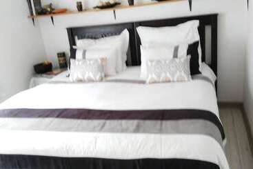 پانسیون Lapeng Home Away From Home