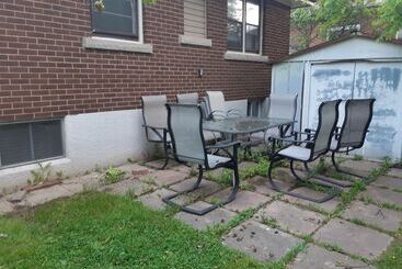پانسیون Mcmaster Accommodations