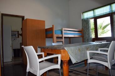 پانسیون Oudtshoorn Homestay Accommodation