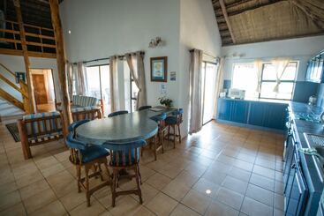 Vila La Mar