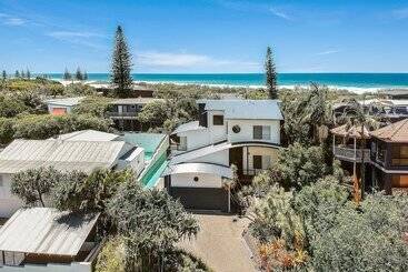 Жильё для туристов 40 Jacana Street, Peregian Beach